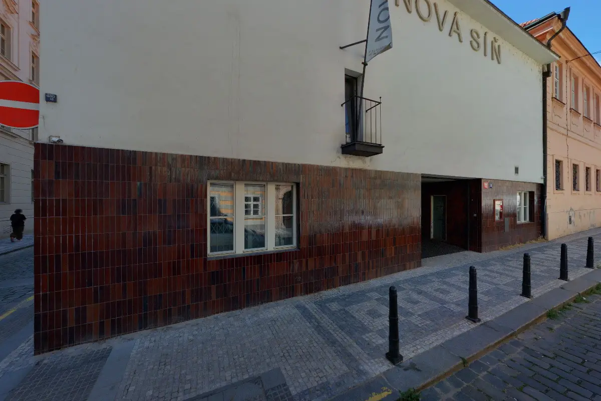 PRAGUE AUCTIONS, s.r.o.